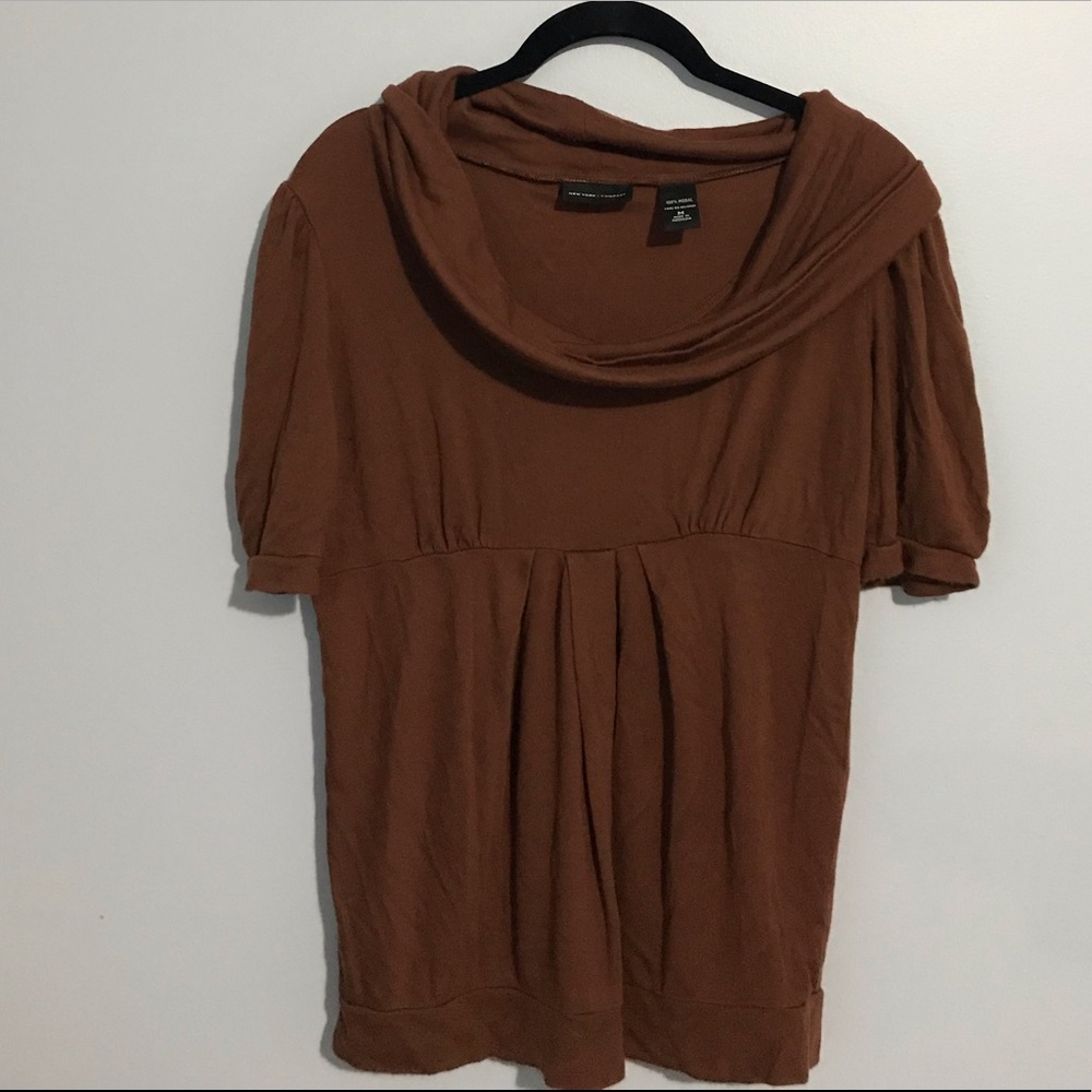 New York & Company Medium Brown Top